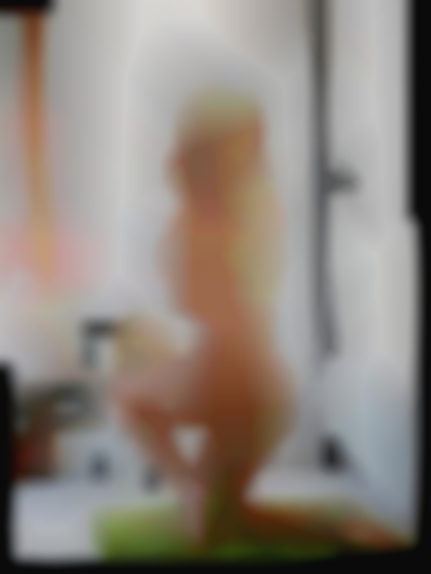 Free gallery brown local showers in Turlock California.
